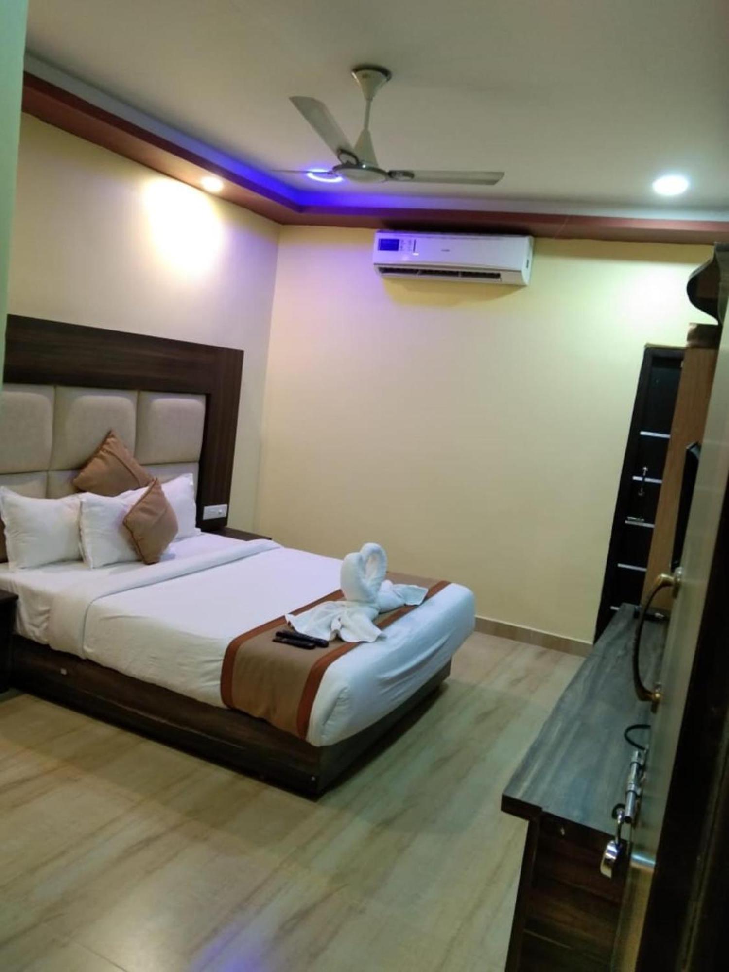 Gold India Beach Resort Govind Nagar Zewnętrze zdjęcie