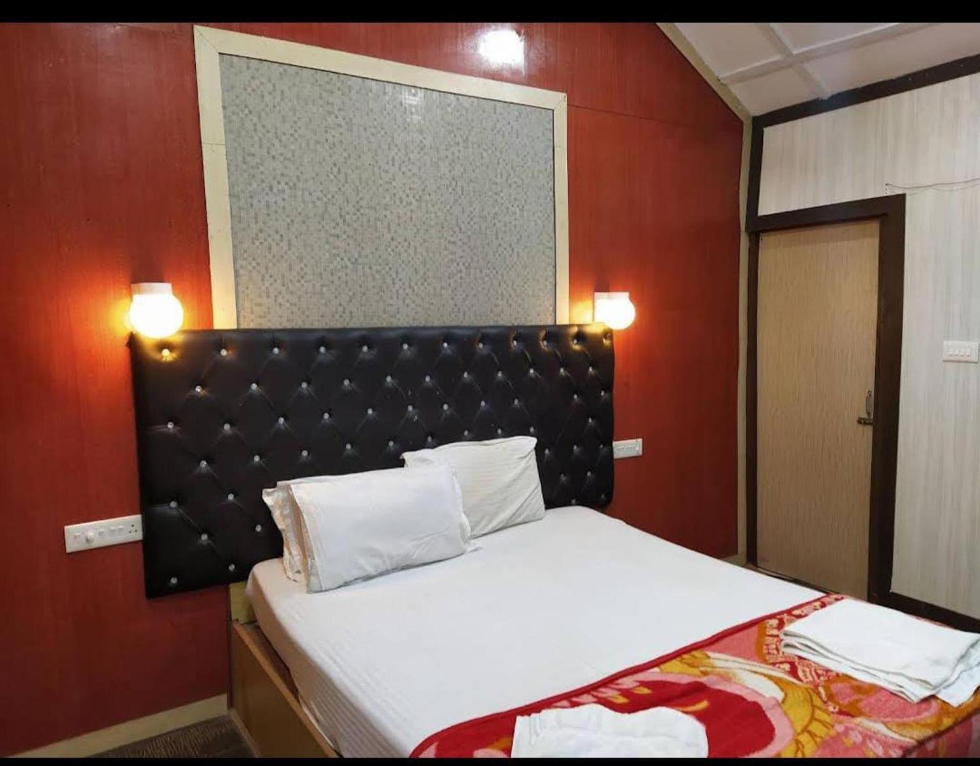 Gold India Beach Resort Govind Nagar Zewnętrze zdjęcie