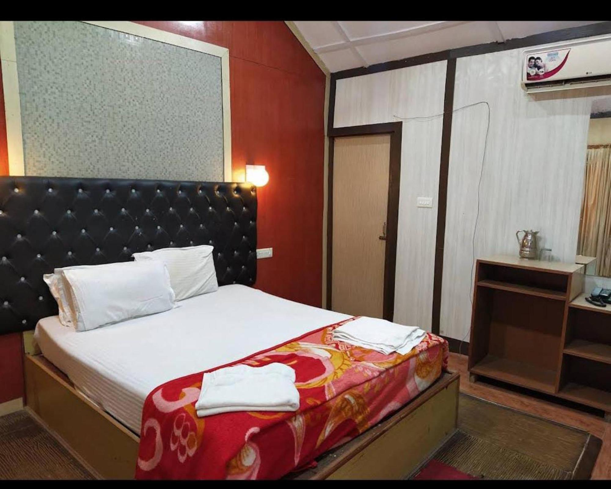 Gold India Beach Resort Govind Nagar Zewnętrze zdjęcie
